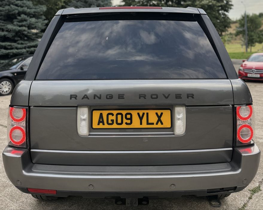 Land Rover - Range Rover - Vogue - Face Lift - 2009 - 3.6 Diesel - V8 - Full Led - Bi Xenon - Automat - Perne de aer - Harman Kardon - Trapa -