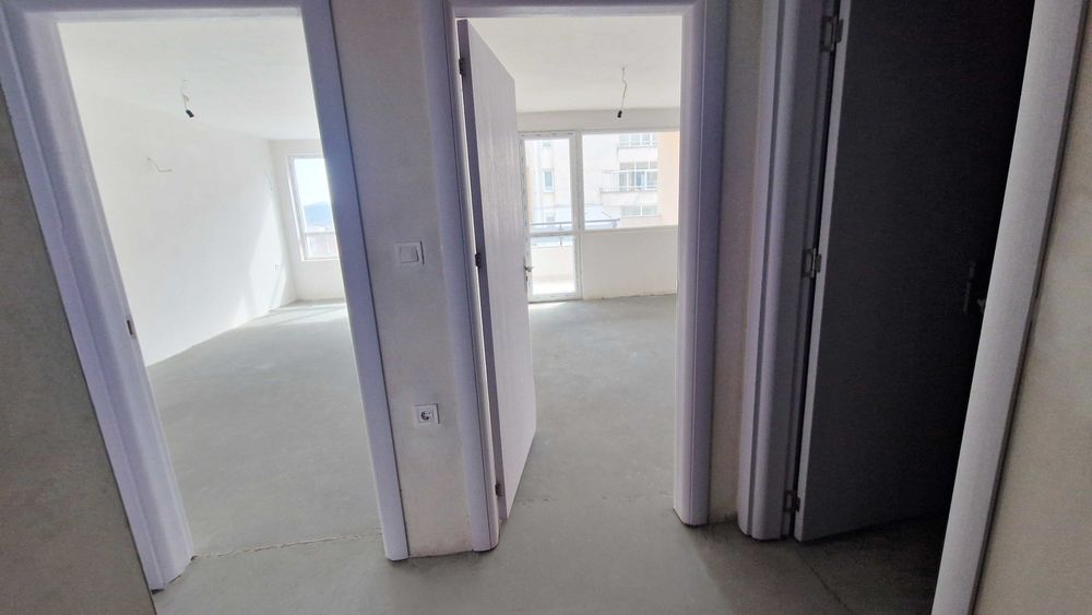 Продава се Двустаен апартамент в Приморско - 65 кв.м за 1439 €/кв.м - Снимка #5