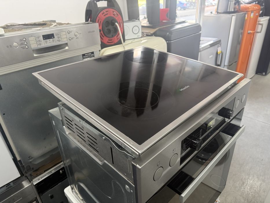 Фурна и плот за вграждане MIELE