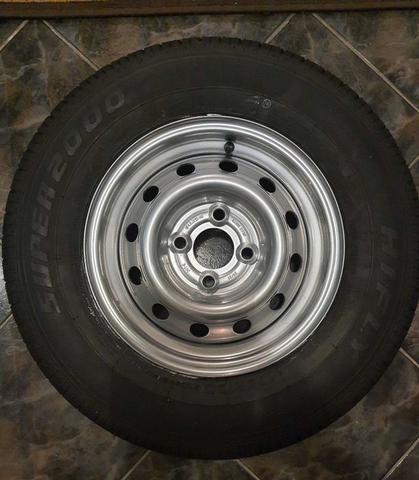 Roata si anvelopa rulota/ remorca