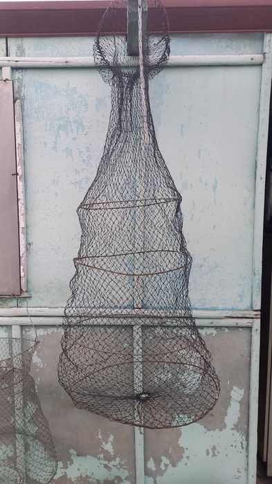 садки для рыбы разные