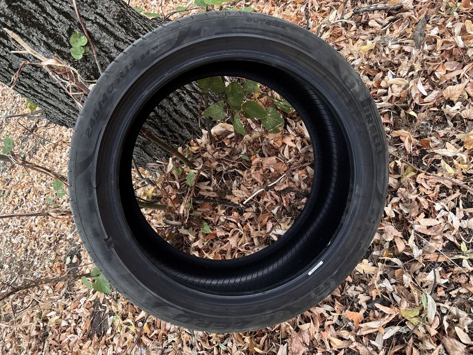 PIRELLY 245 40 19 DOT25