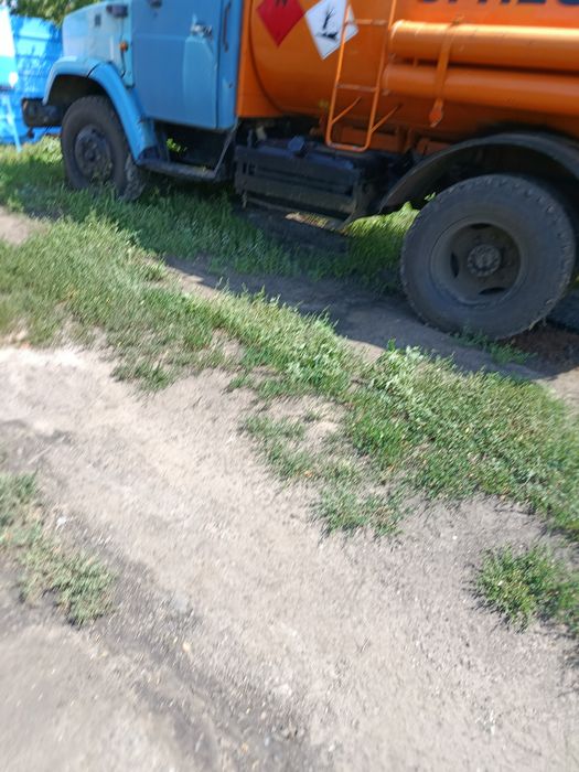 Спец техника .. бензовоз