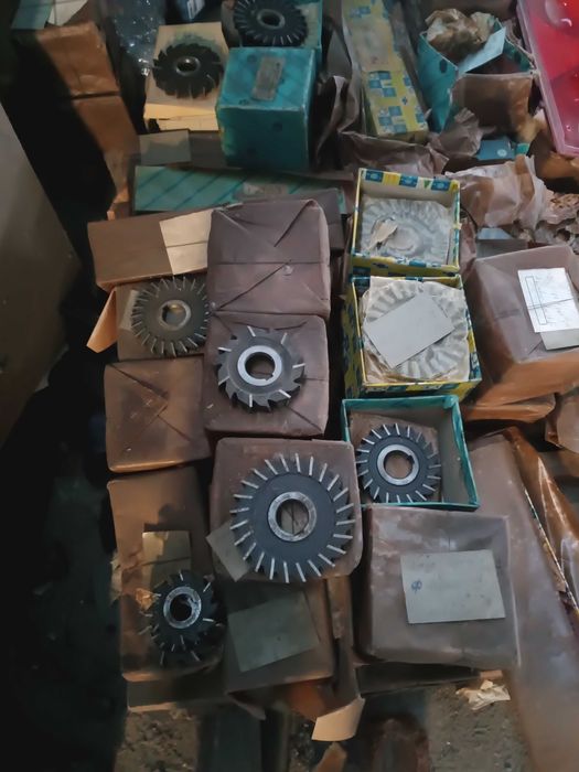 Фрезери за метал