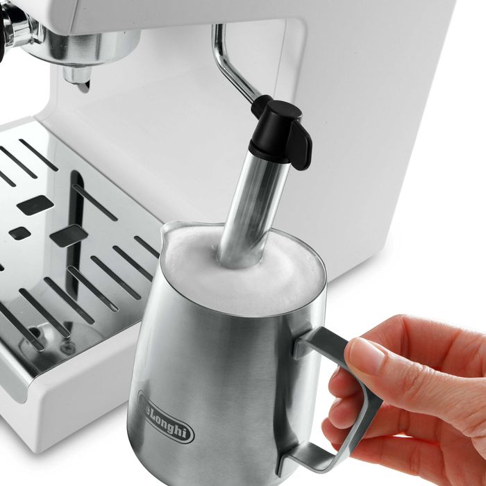 Кофемашина рожковая De'Longhi ECP 33.21.W (белая, с капучинатором)