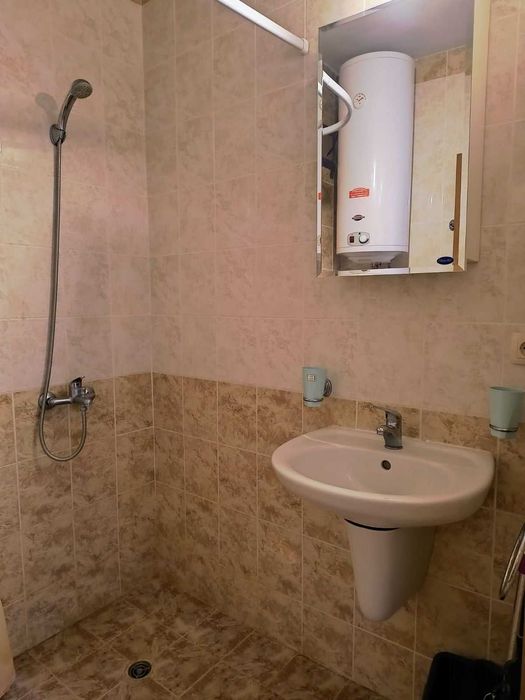 Предлагаме за продажба компактен двустаен апартамент в Несебър.