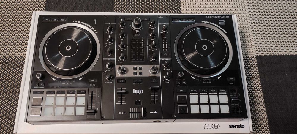 Consolă DJ Hercules Inpulse 500, ca nouă