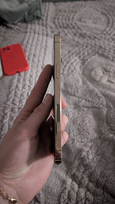 Продам iPhone 12 pro max