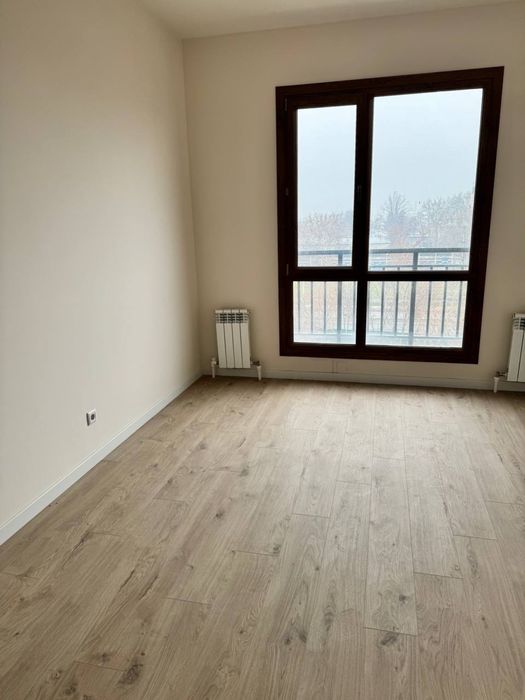 Olmazor city da novostroyka sotuvda
