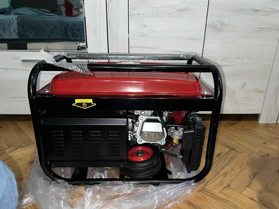 Бензинов генератор за ток – нов, неизползван