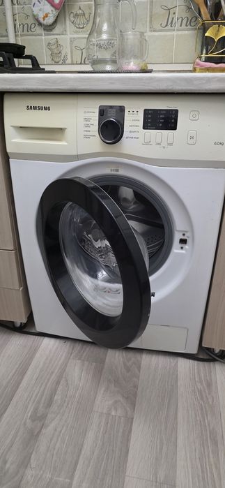 Продам стиральную машинку