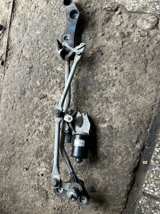 Моторче за чистачките BMW E60/61!