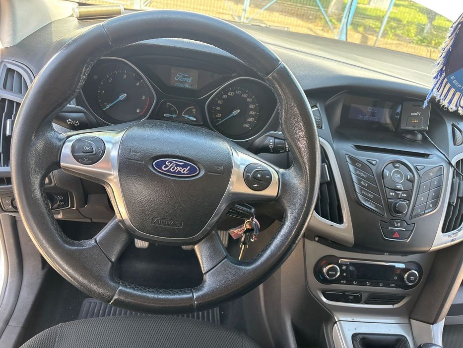 Vând Ford focus mk3