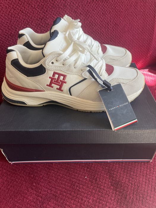 Adidasi Tommy hilfinger