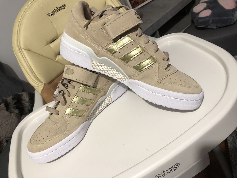 Adidasi Adidas dama piele naturala