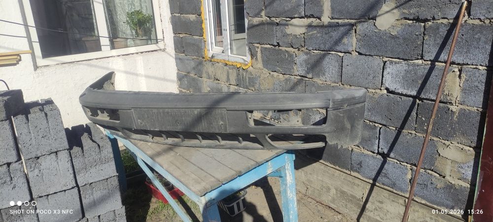 Продам бампер на Гольф3