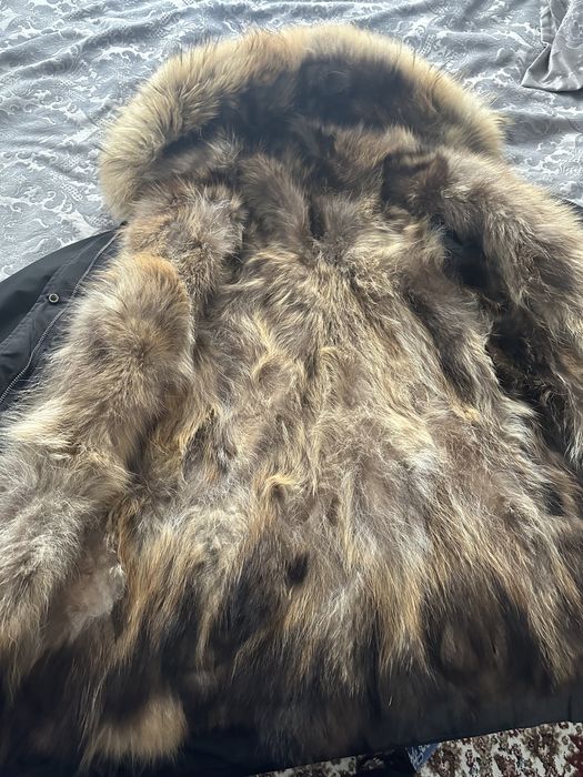 Продам парку за 30000