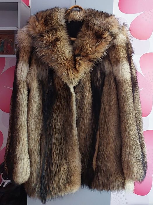 Шубка из канадского волка .Размер 46-48.