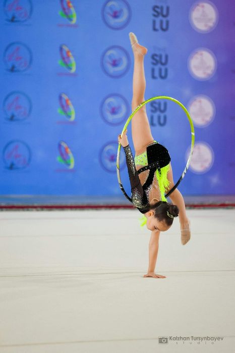 Продам купальник для хг