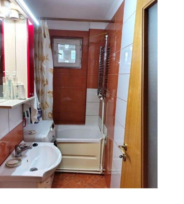 Apartament 2 camere, etaj 2, KM. 4-5 mobilat centrala gaze