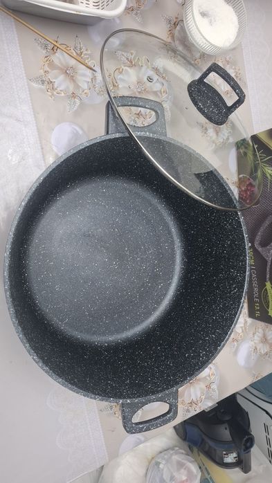 Срочно продам казан 13л