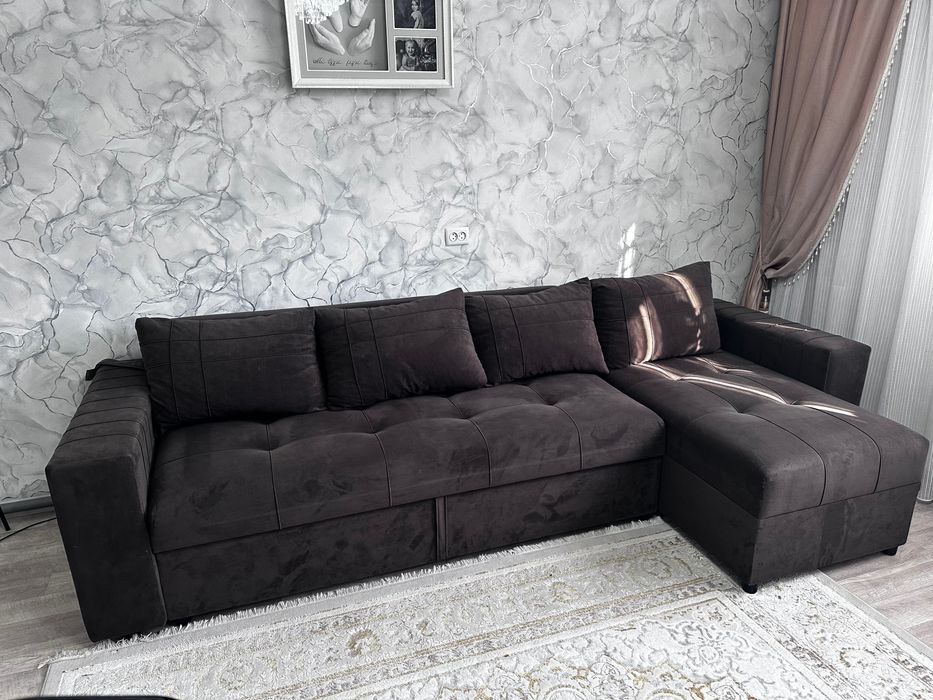 Продам диван 3 метра угловой