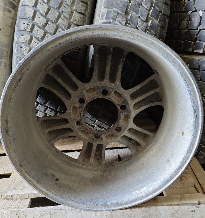 Диск колесный R17 продам