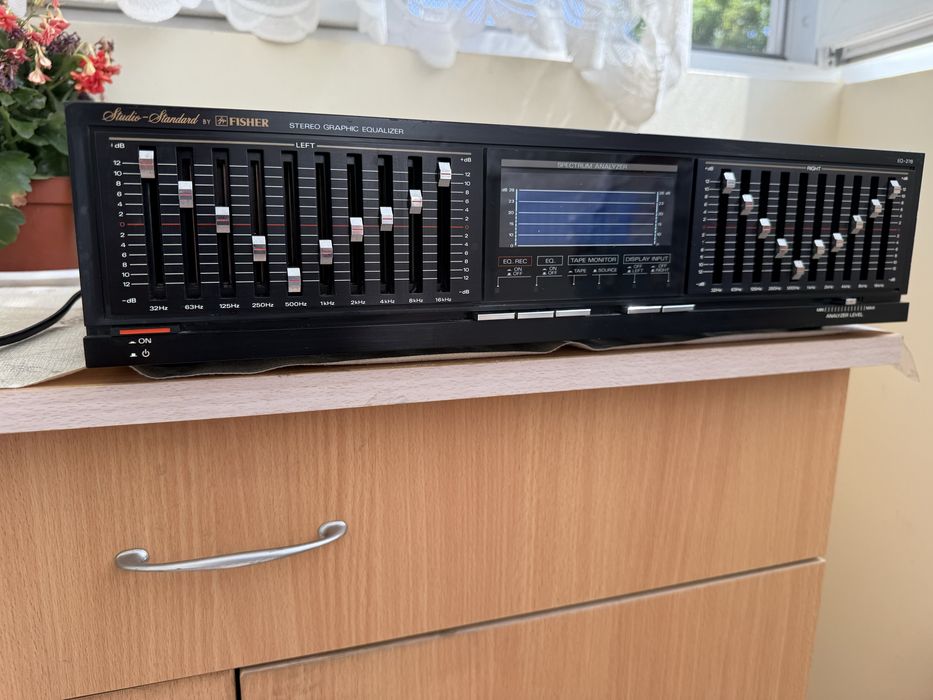 Fisher EQ-275 Еквалайзер