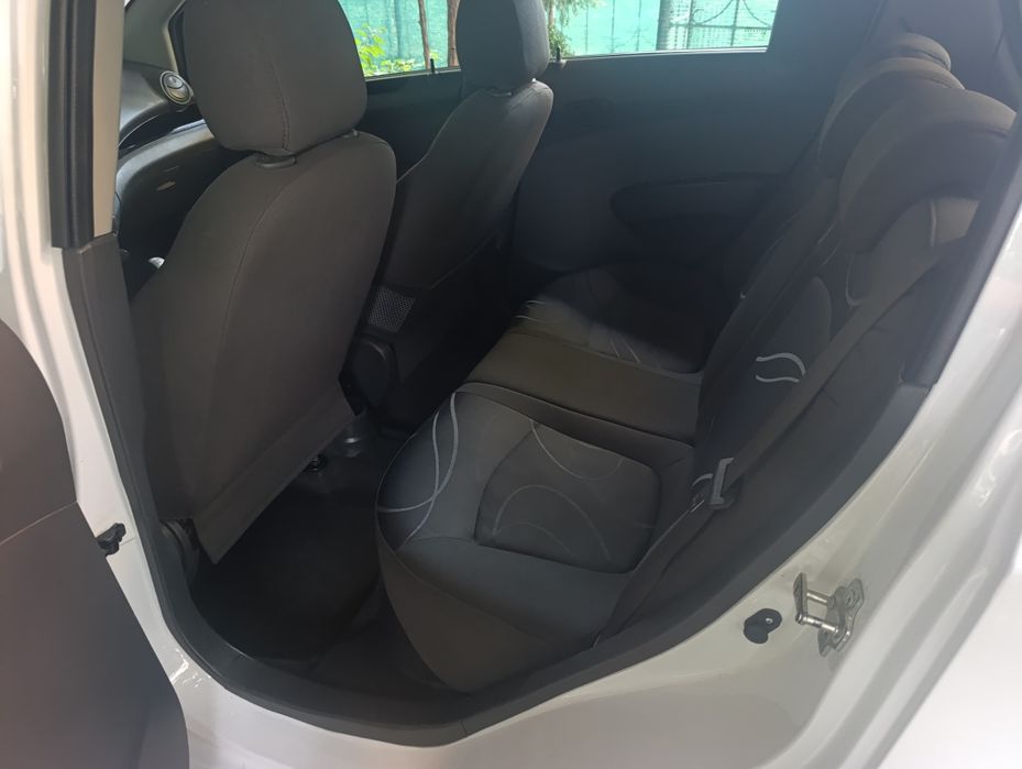 Chevrolet spark в идеальном состояний год 2019 бензин