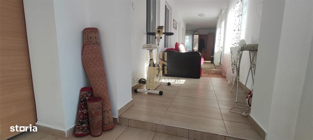 Casa cu livada de vanzare