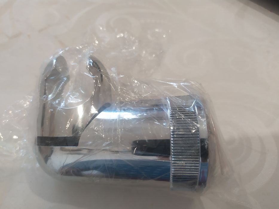 Крепление для душевой лейки