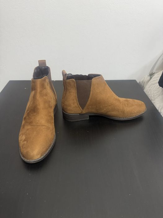 Дешево!Ботинки демисезонные и лофферы