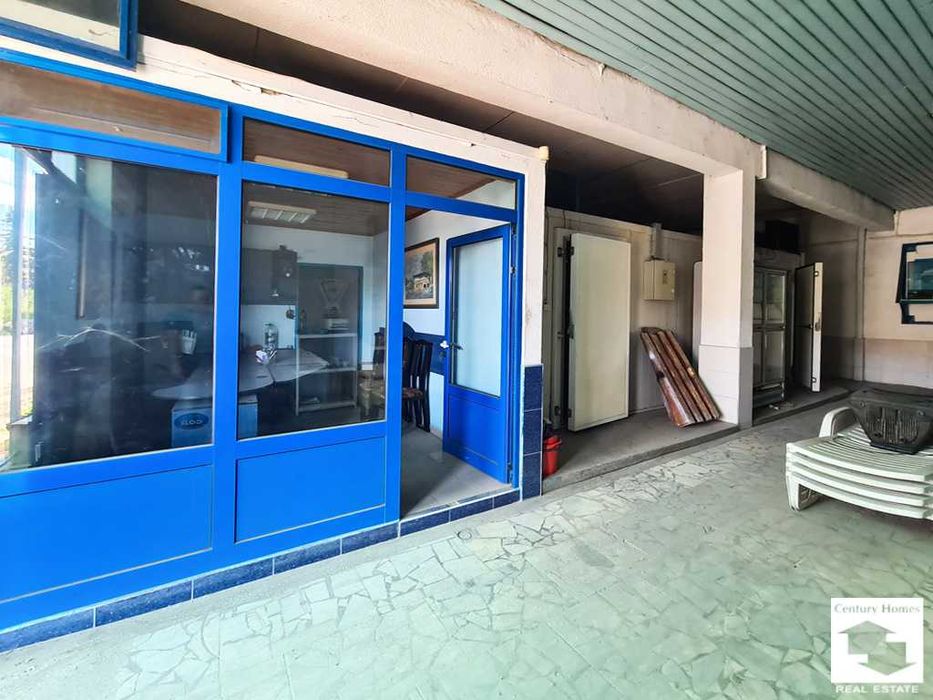 111344 Склад на две нива, с товарна рампа и магазин, в кв. Чолаковци