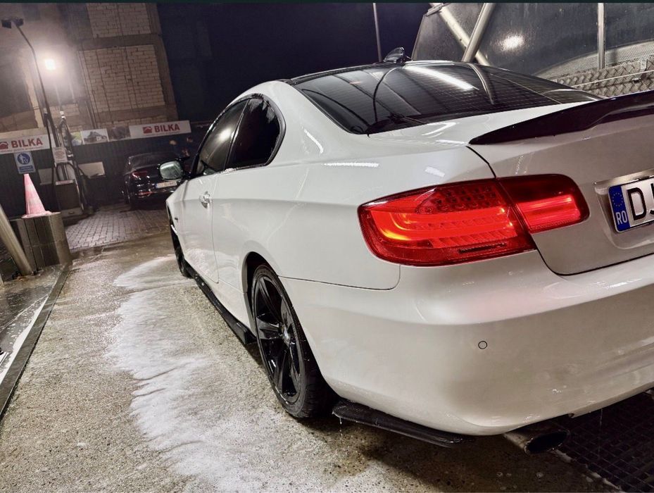 BMW Seria 3 2011 — imagine 3