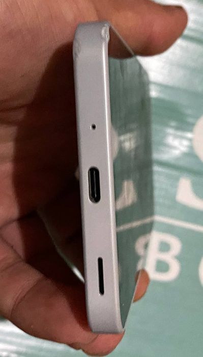 Samsung A 16 smartfon