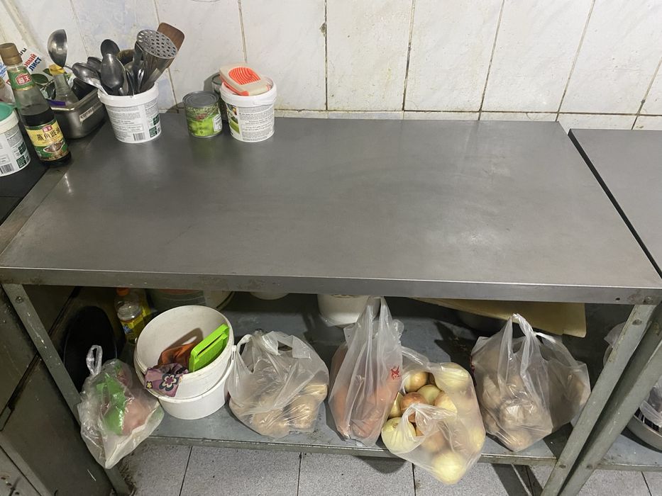 Продам стол из нержавнющей стали