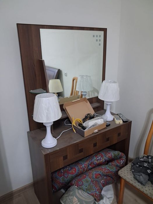 Трюмо продам срочно