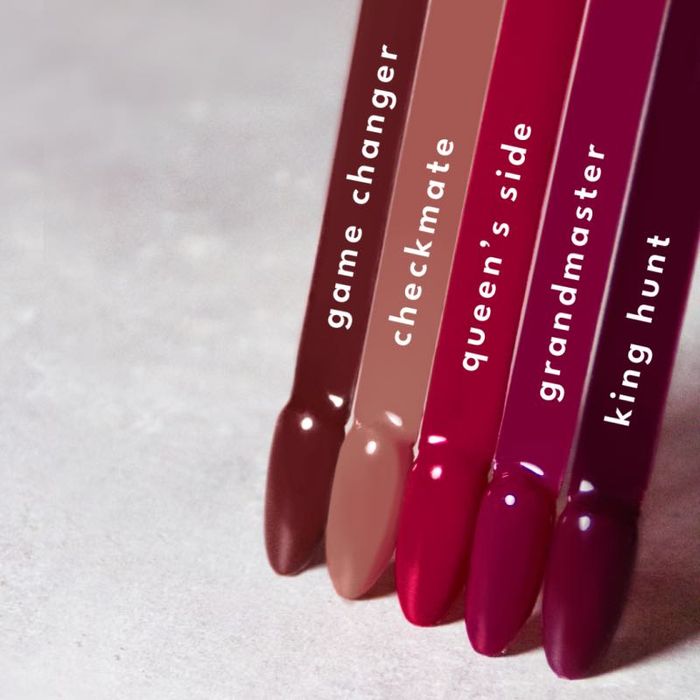 Разпродажба Гел лакове,бази и гелове за маникюр