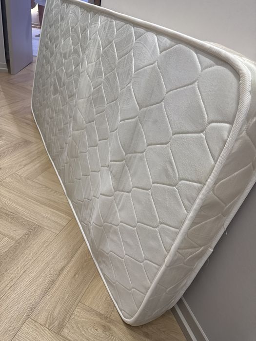 Матрас, 90*200 идеальный, отличного качества