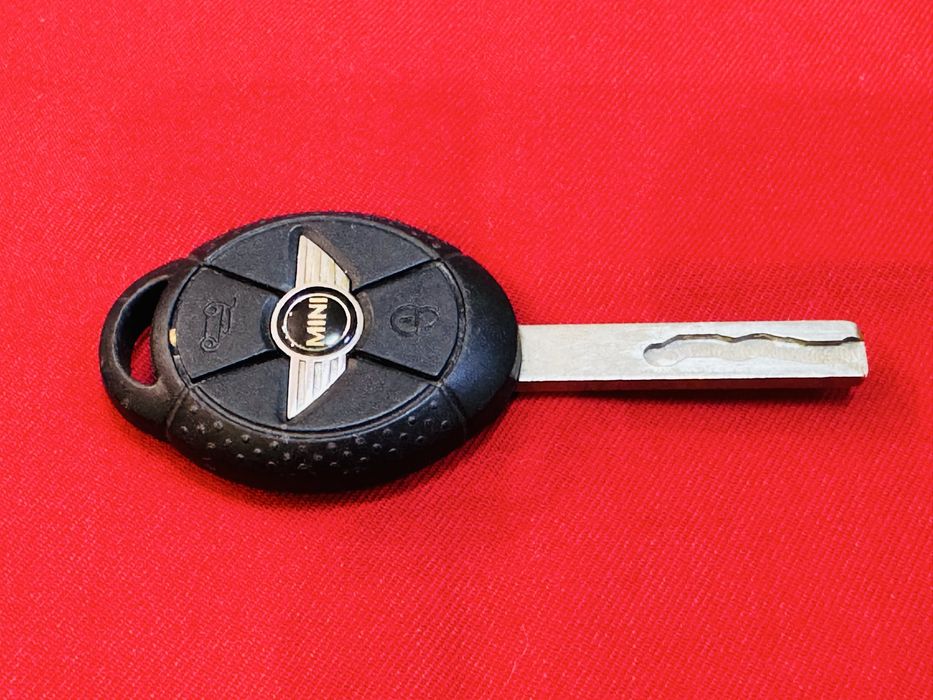 Оригинален ключ за Mini Cooper с 3бутона