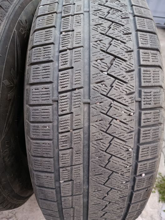 Зимние шины 265/70/16