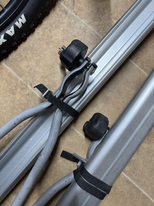 Вело стойки за таван 2броя комплект