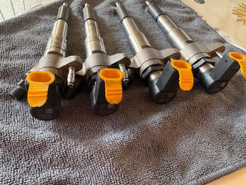 Injectoare Renault Master 166000372R Noi