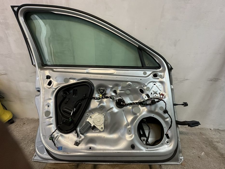 Предна врата за PASSAT B8