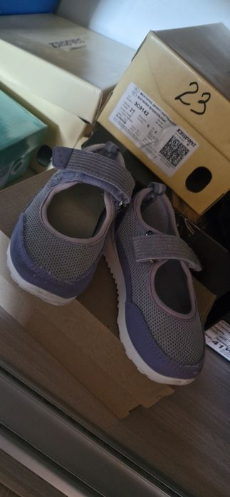 Кроссовки для девочки юничел