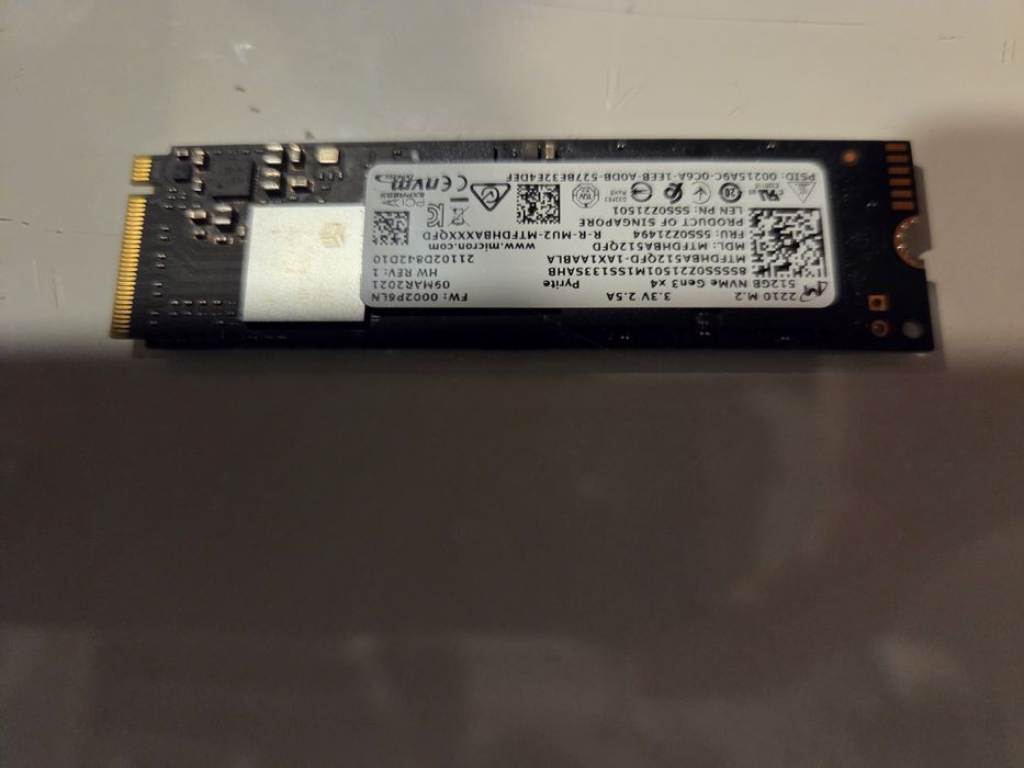 SSD Micron 2210 M.2 NVMe de 512 GB