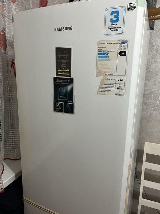 Продам холодильник