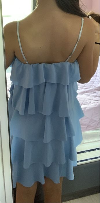 Синя къса рокля