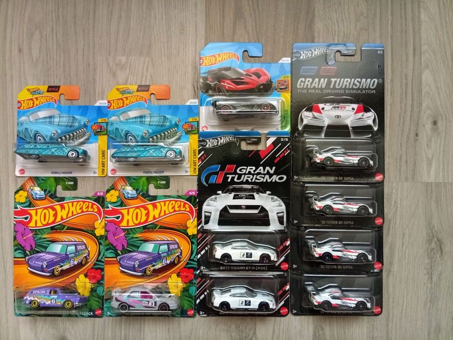 Machete Hot Wheels și Matchbox diverse modele