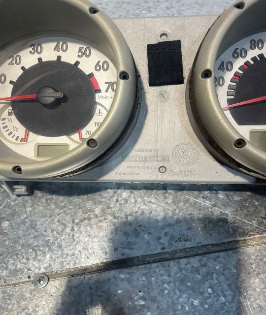 Ceasuri bord 5 4110 071 00 5 4110 071 00 Volkswagen VW Lupo 6X